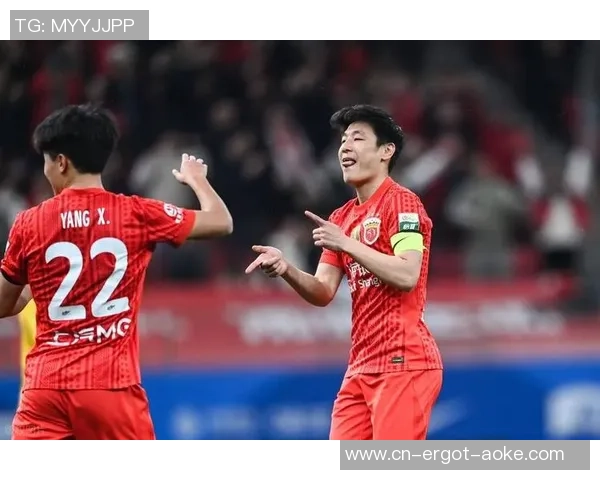 武磊发文回忆2025年!球迷直言他不太简单,期望下赛季能王者归来